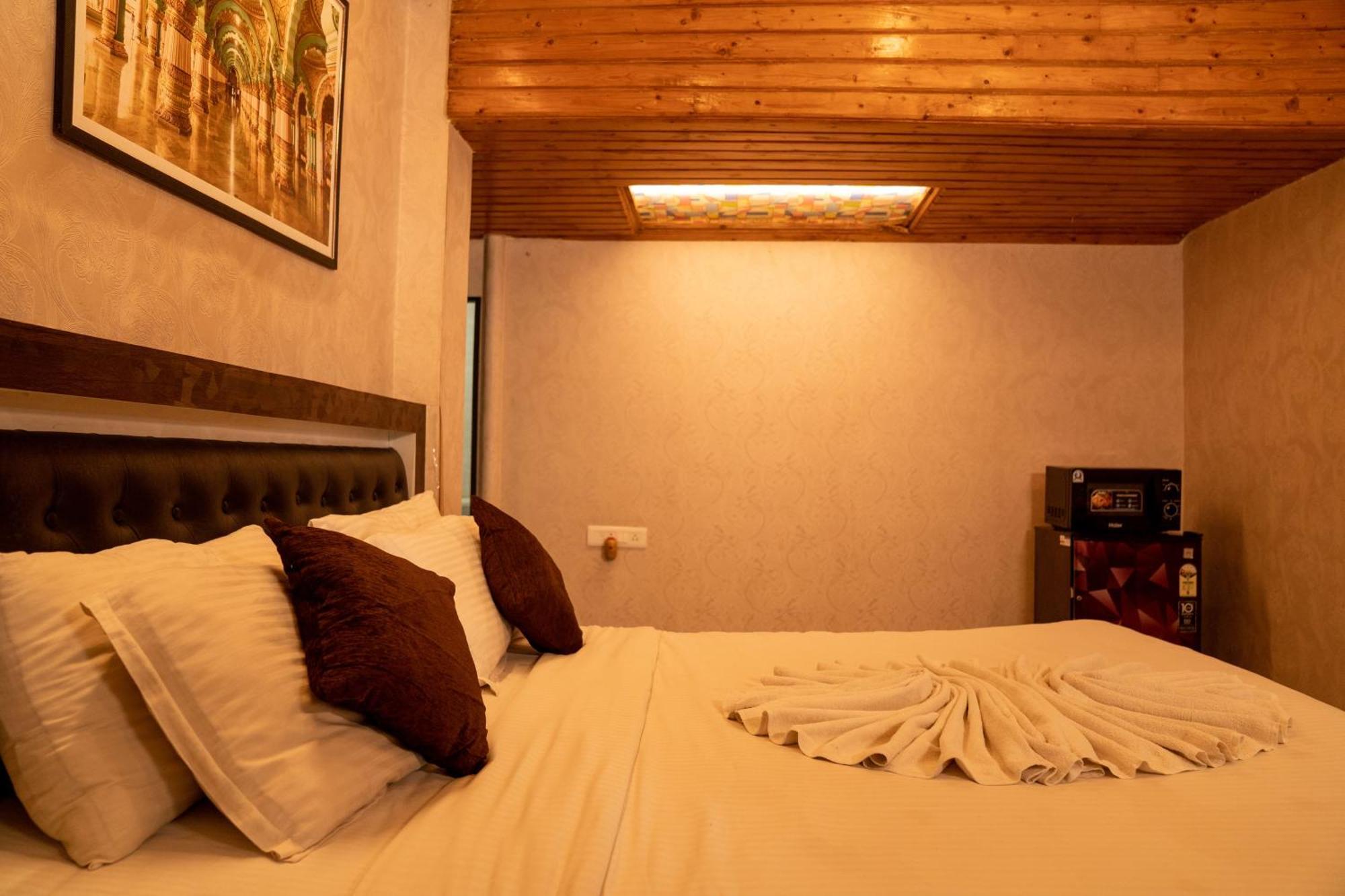 Seasons Suites Jp Nagar Bangalore Room photo